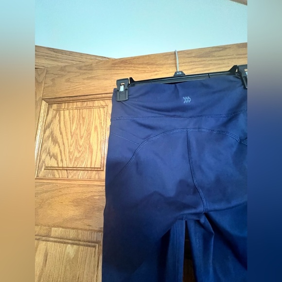 All in Motion - Leggings - Picture 8 of 9